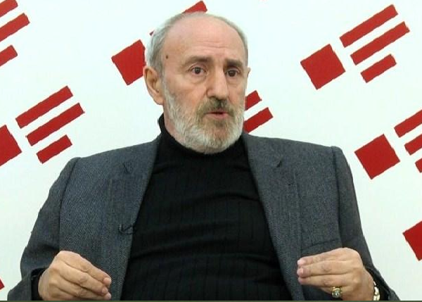 Akif İslamzadədən təltif olunmasına İLK REAKSİYA