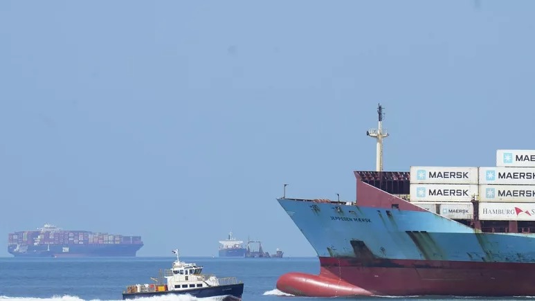 Panama kanalı bağlandı, böhran yarandı - FOTO