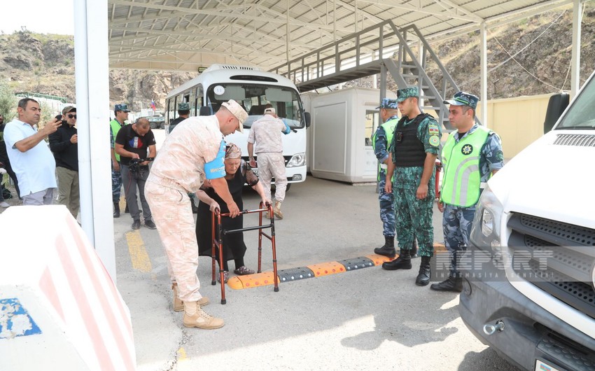 Xankəndidən gələn ermənilər “Laçın” postundan keçdilər - YENİLƏNİB