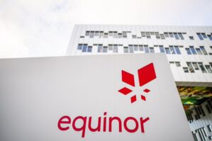 Məşhur şirkət AÇG-dəki payını satır