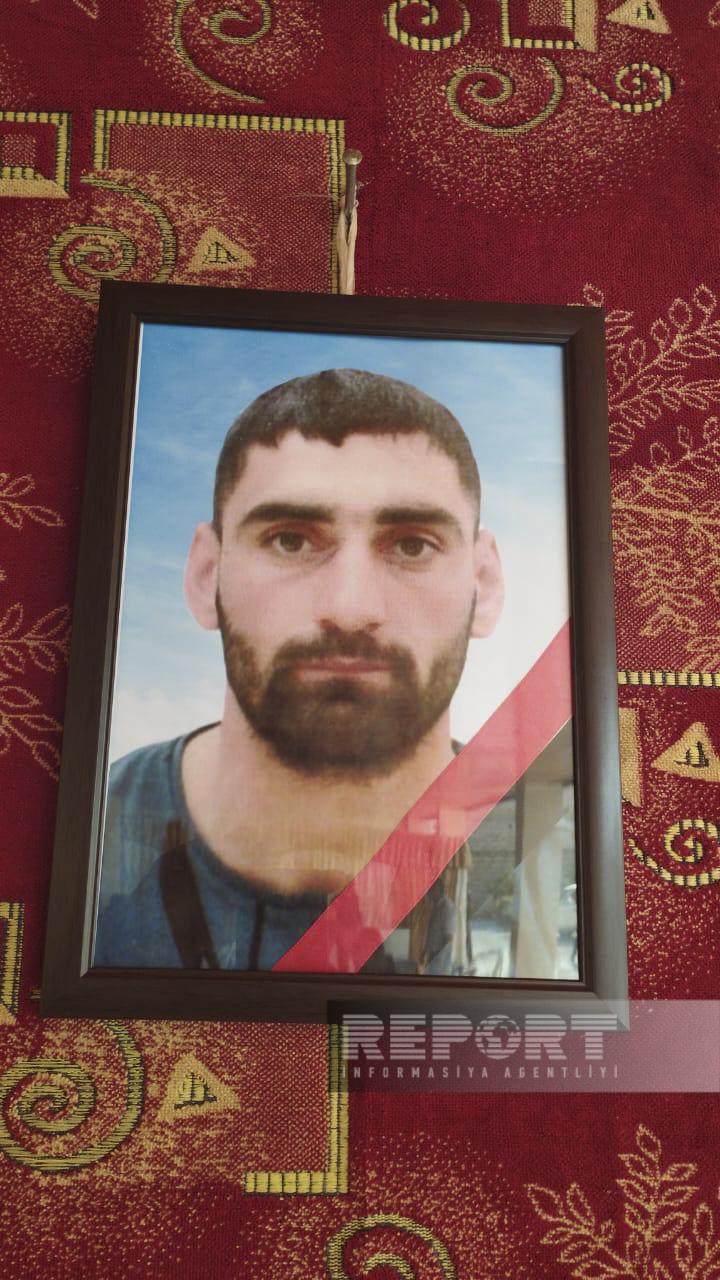 Ukraynada öldürülən azərbaycanlıların nəşləri Vətənə gətirildi - FOTOLAR 4 Ukraynada öldürülən azərbaycanlıların nəşləri Vətənə gətirildi - FOTOLAR