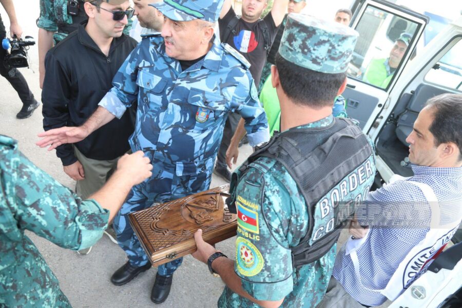 Ermənilərdən daha bir təxribat: nərd taxtasında... - FOTOLAR