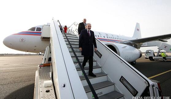 Paşinyan Zəngilana uçdu - FOTO 1 Paşinyan Zəngilana uçdu - FOTO