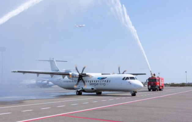 “Georgian Wings” Bakıya ilk uçuşunu icra etdi - VİDEO