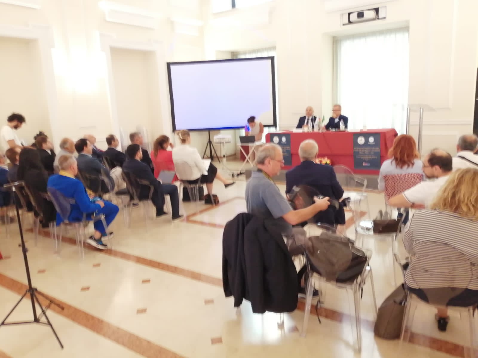 Neapolda Heydər Əliyevin 100 illik yubileyi münasibətilə beynəlxalq elmi konfrans keçirildi - VİDEO