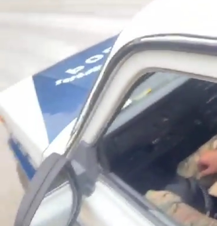 Ordumuzun separatçılardan qənimət götürdüyü "polis" maşını - VİDEO 1 Ordumuzun separatçılardan qənimət götürdüyü "polis" maşını - VİDEO