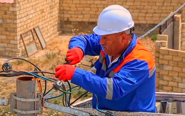 “Azərişıq” Saray və Yaşmada yenidənqurma işlərini davam etdirir - VİDEO