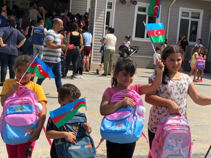 Azərbaycandan türkiyəli məktəblilərə jest - FOTOLAR 7 Azərbaycandan türkiyəli məktəblilərə jest - FOTOLAR