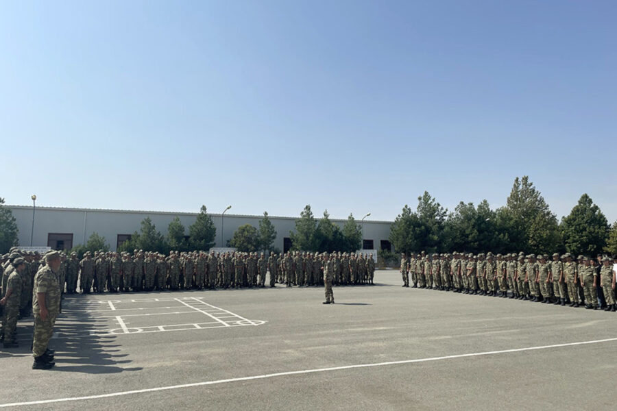 Hərbi vəzifəlilərin təlimi başa çatdı - VİDEO