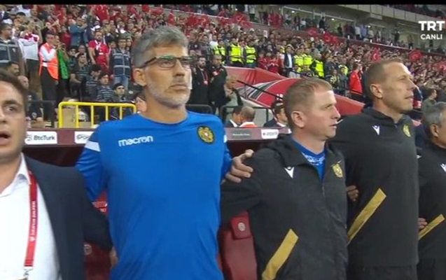 Türkiyə ilə matçda Ermənistan himni fitə basıldı - VİDEO