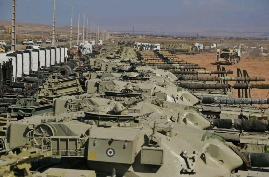 İran kütləvi hərbi təlimlərə başlayır