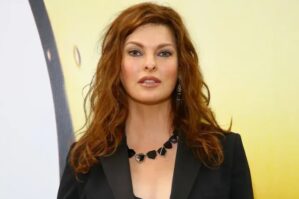 Məşhur model ağır xəstəlikdən əziyyət çəkir