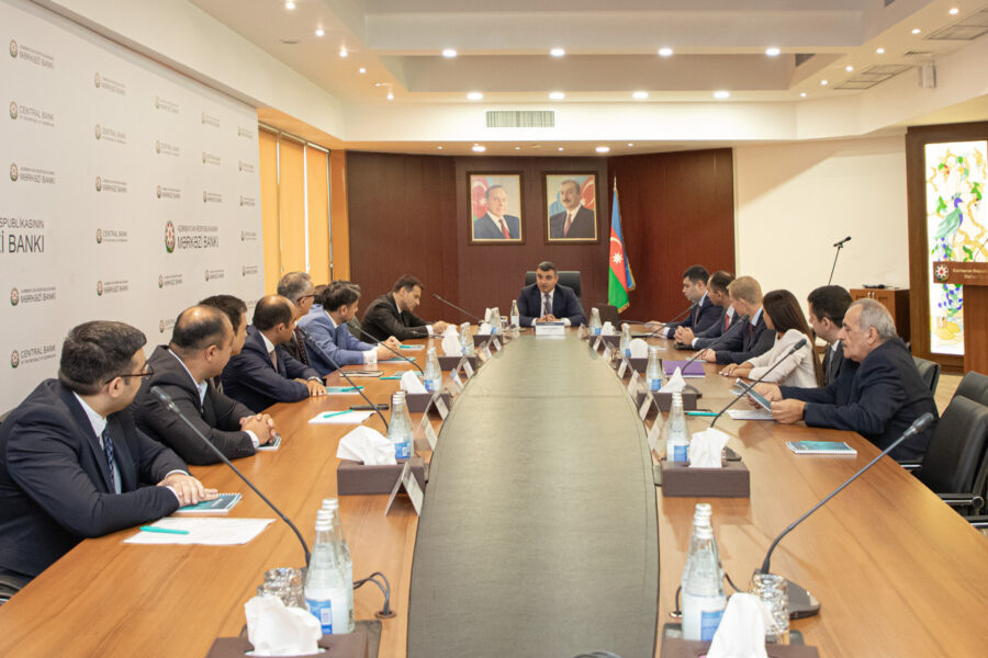 Taleh Kazımov audit şirkətlərinin rəhbərləri ilə görüşdü