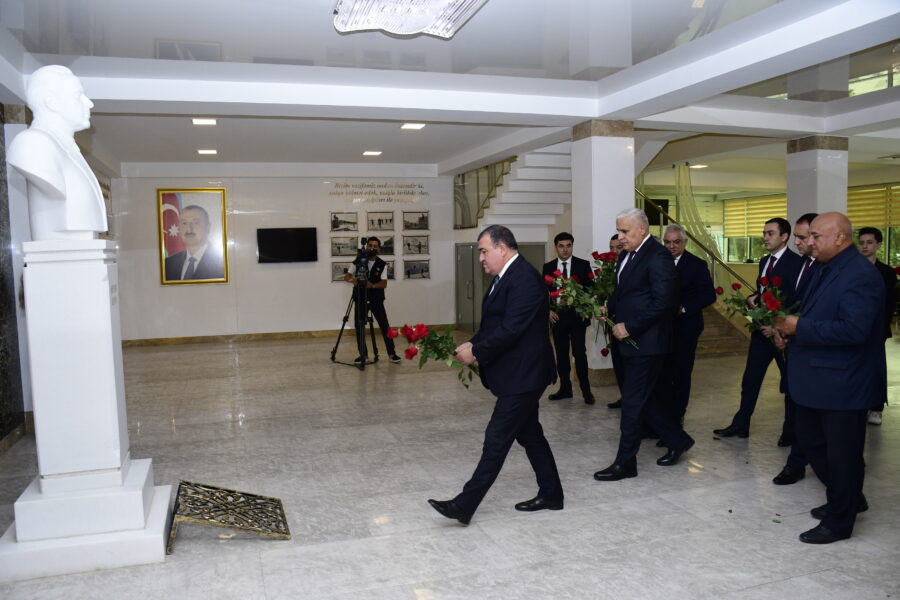 Xətaidə yüksək bal toplayan gənclərlə görüş keçirildi - FOTOLAR