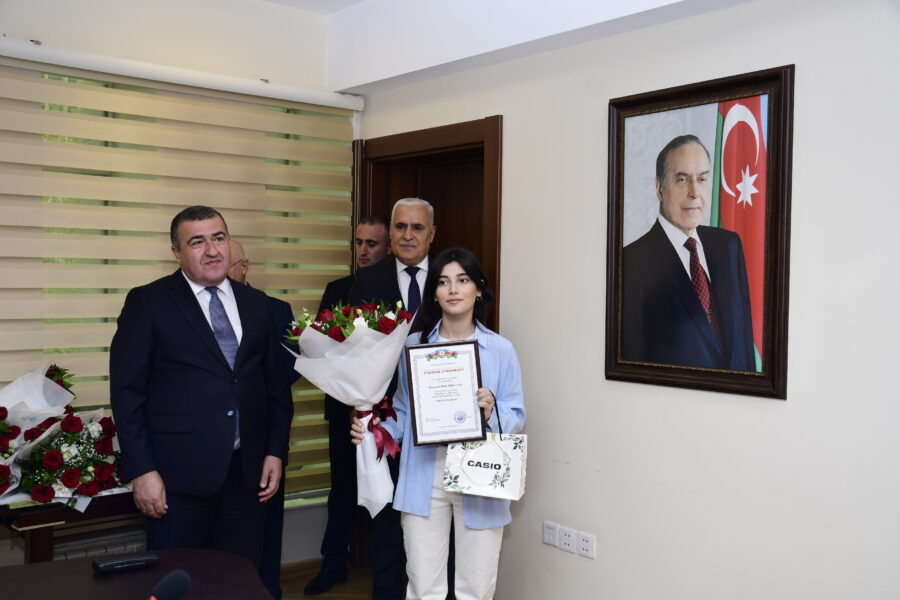 Xətaidə yüksək bal toplayan gənclərlə görüş keçirildi - FOTOLAR