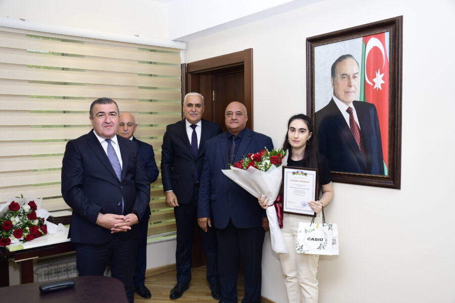 Xətaidə yüksək bal toplayan gənclərlə görüş keçirildi - FOTOLAR