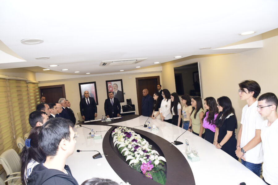 Xətaidə yüksək bal toplayan gənclərlə görüş keçirildi - FOTOLAR