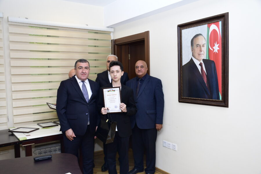 Xətaidə yüksək bal toplayan gənclərlə görüş keçirildi - FOTOLAR