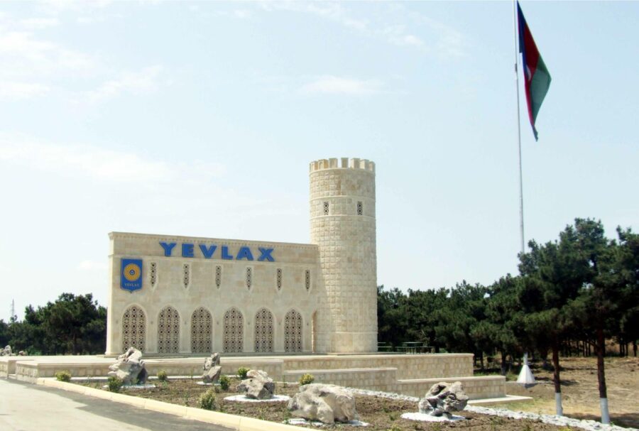 yevlax 1 2