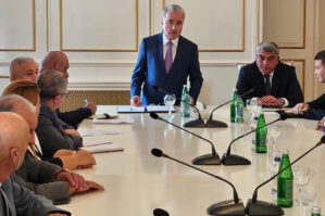 Qubanın yeni icra başçısı kollektivə təqdim olundu - FOTO