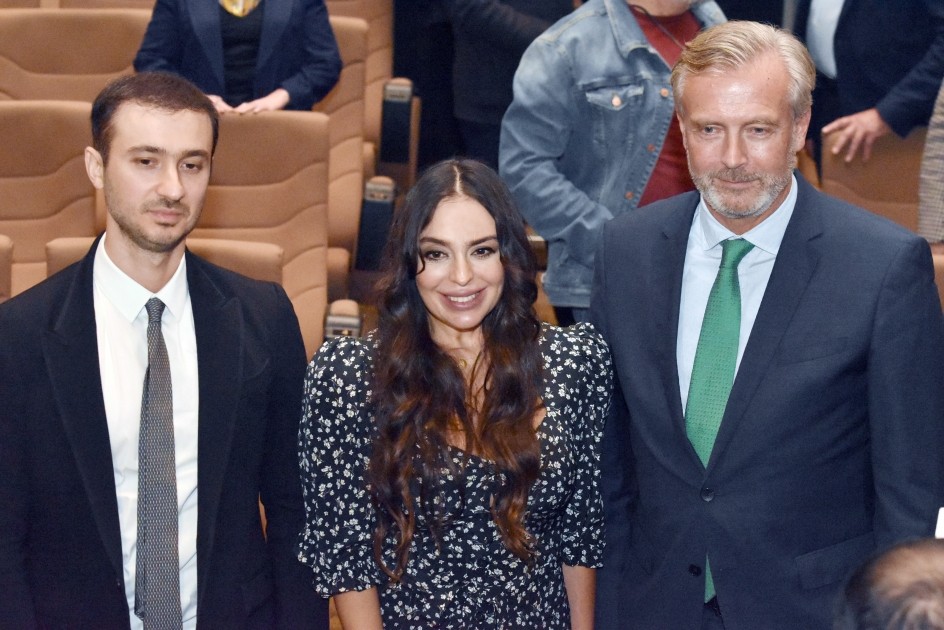 Leyla və Arzu Əliyevalar "Oğul" filminin təqdimatında - FOTOLAR