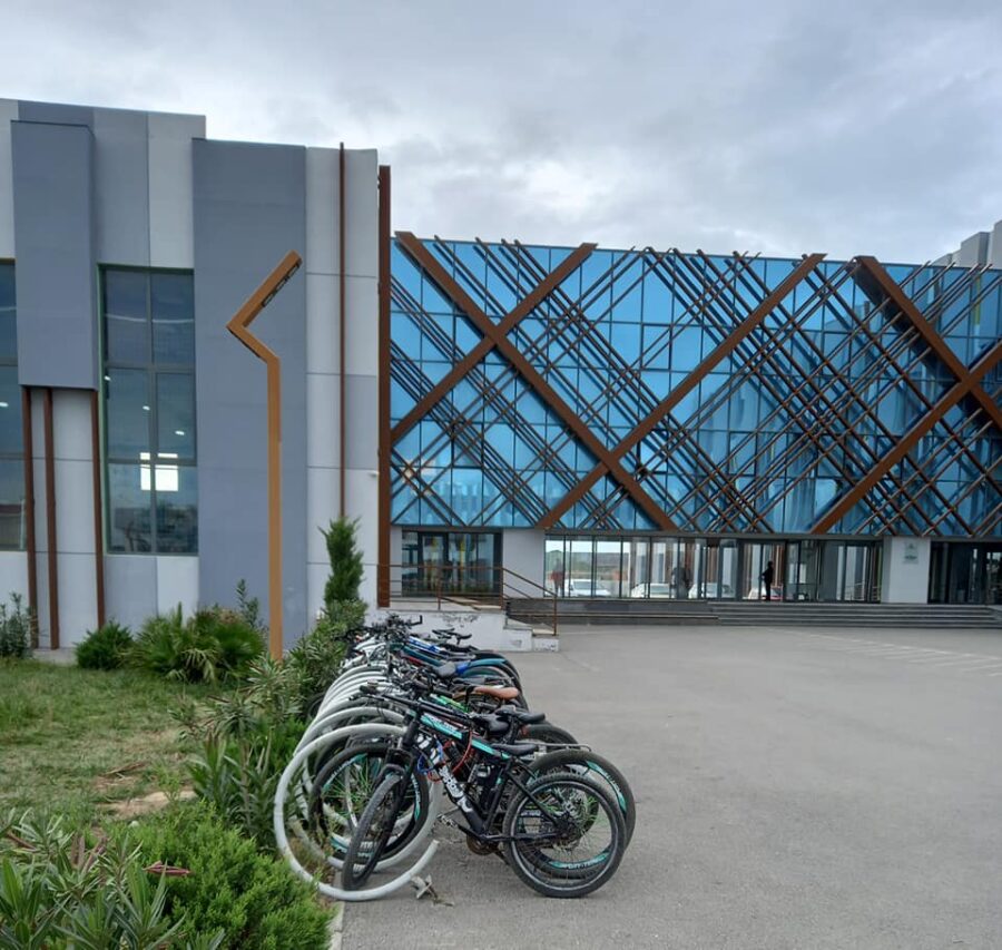 Bakı məktəbində maraqlı mənzərə - FOTO