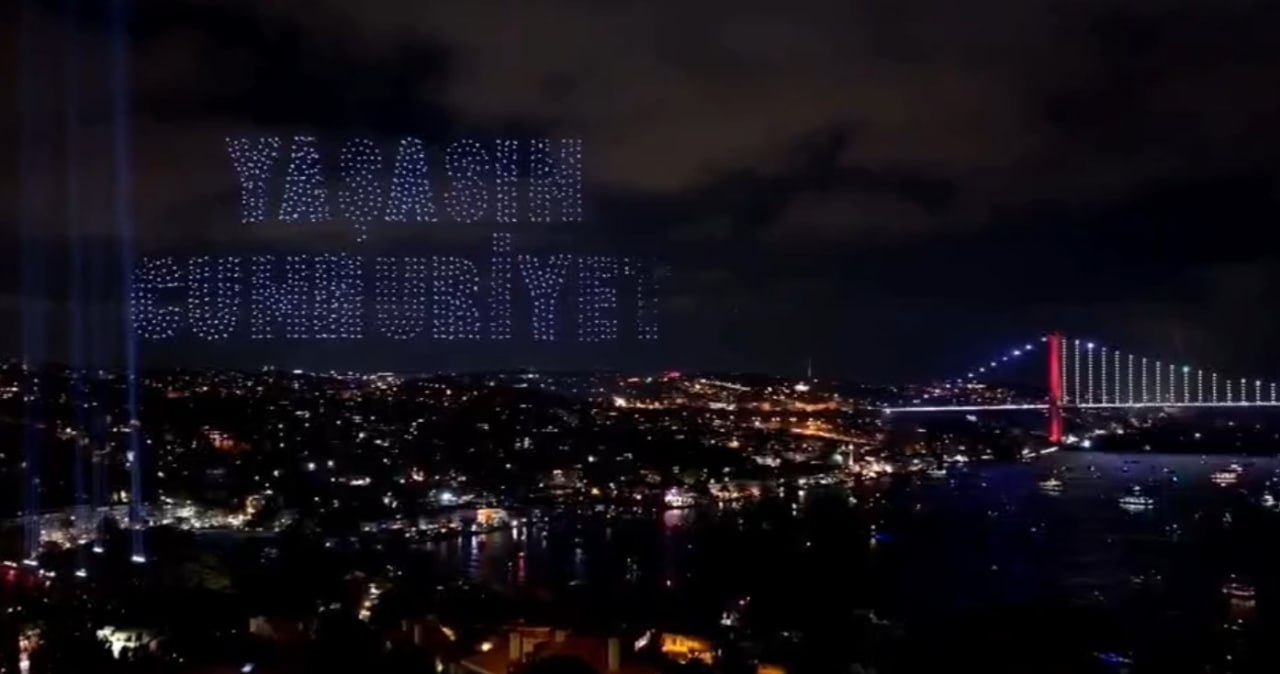 İstanbulda Türkiyə Cümhuriyyətinin 100 illik yubileyi belə qeyd olundu - FOTOLAR / VİDEO