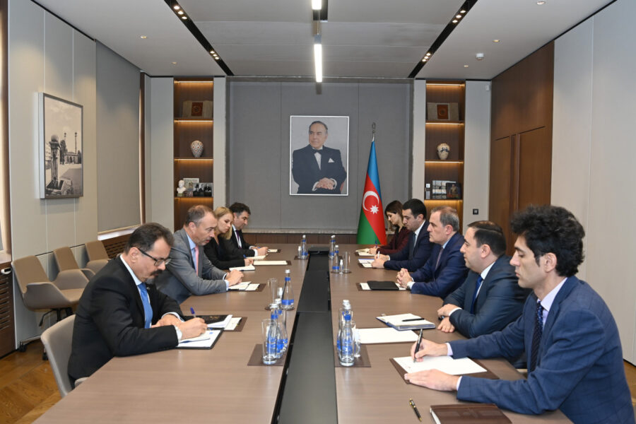 XİN rəhbəri Toivo Klaarla bunu müzakirə etdi - FOTOLAR