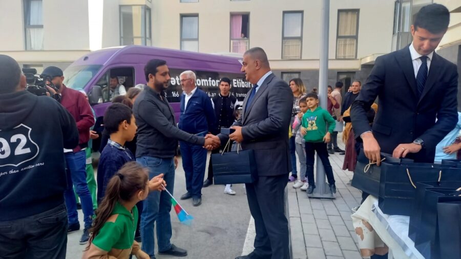 Füzuliyə qayıdan daha 22 ailəyə evlərinin açarları verildi - YENİLƏNİB