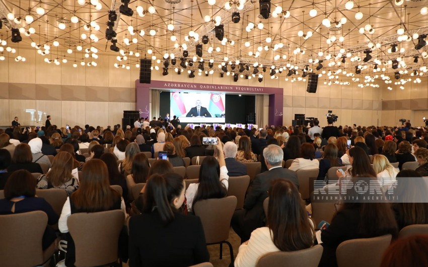 Azərbaycan Qadınlarının VI Qurultayı keçirildi - YENİLƏNİB
