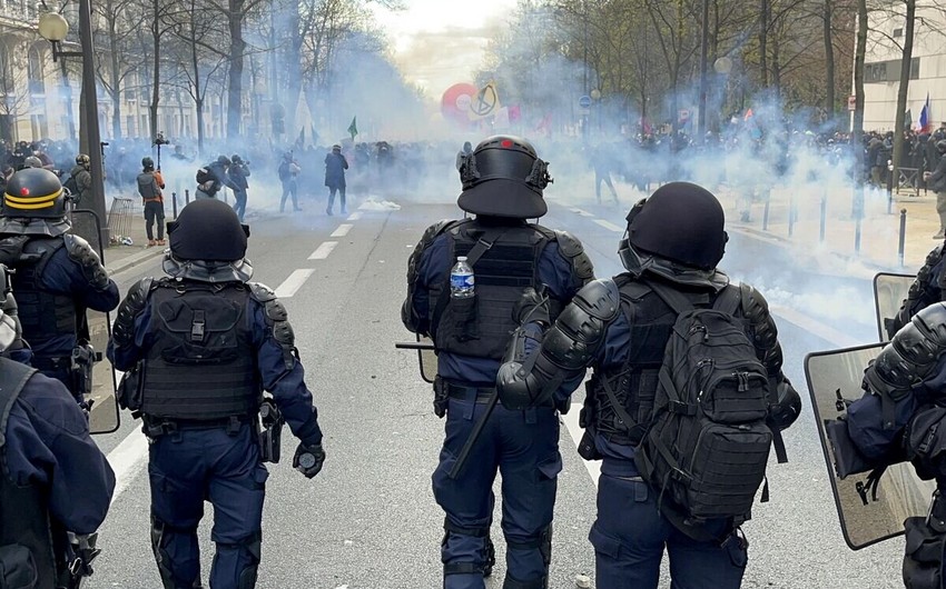 Fransada iğtişaşlar başladı - Onun ölümü ölkəni qarışdırdı
