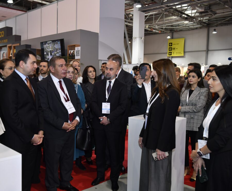 Azercell IX Bakı Beynəlxalq Kitab Sərgisində çıxış etdi - FOTOLAR