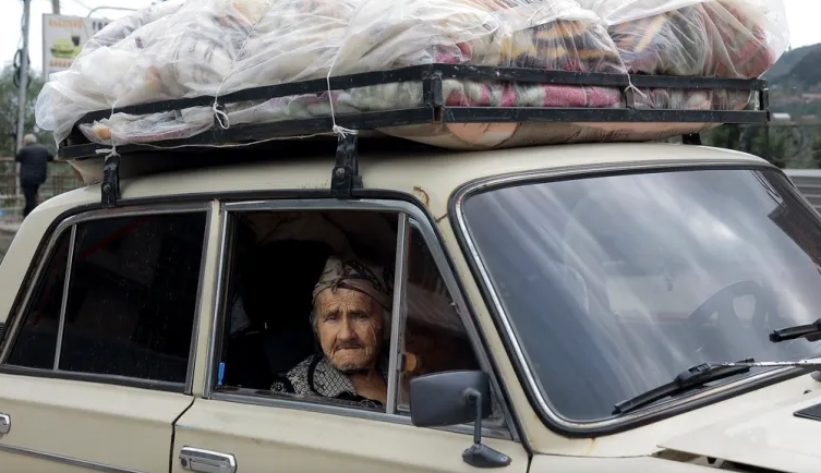 "Nə Avropa İttifaqı, nə də ABŞ Azərbaycana mane olmayacaq" - Ermənilər iynə üstə... 1 "Nə Avropa İttifaqı, nə də ABŞ Azərbaycana mane olmayacaq" - Ermənilər iynə üstə...