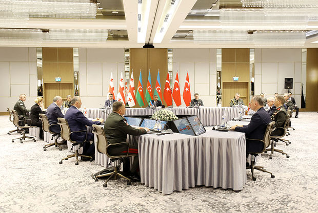 Bakıda müdafiə nazirlərinin görüşü keçirildi - YENİLƏNİB