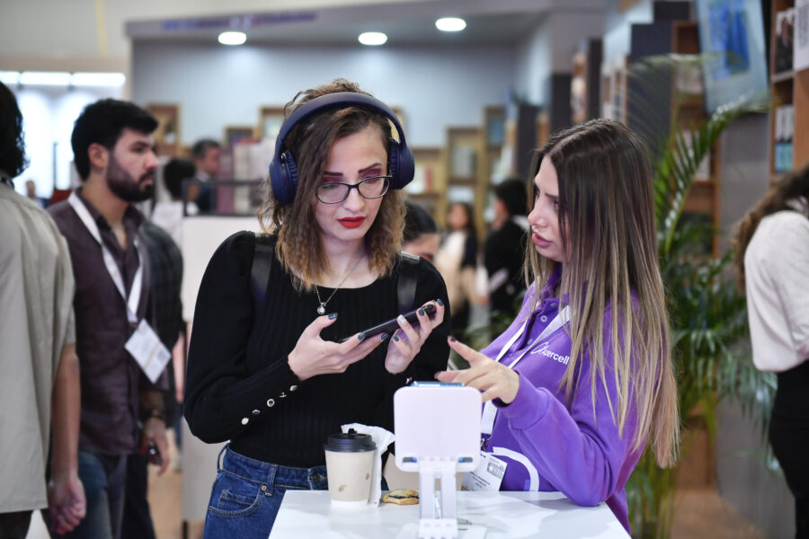 Azercell IX Bakı Beynəlxalq Kitab Sərgisində çıxış etdi - FOTOLAR