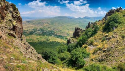 20200724 120257 HikeVayotsDzor Tom iPhone XS 2 2048x945 1 1024x473 1024x585 1