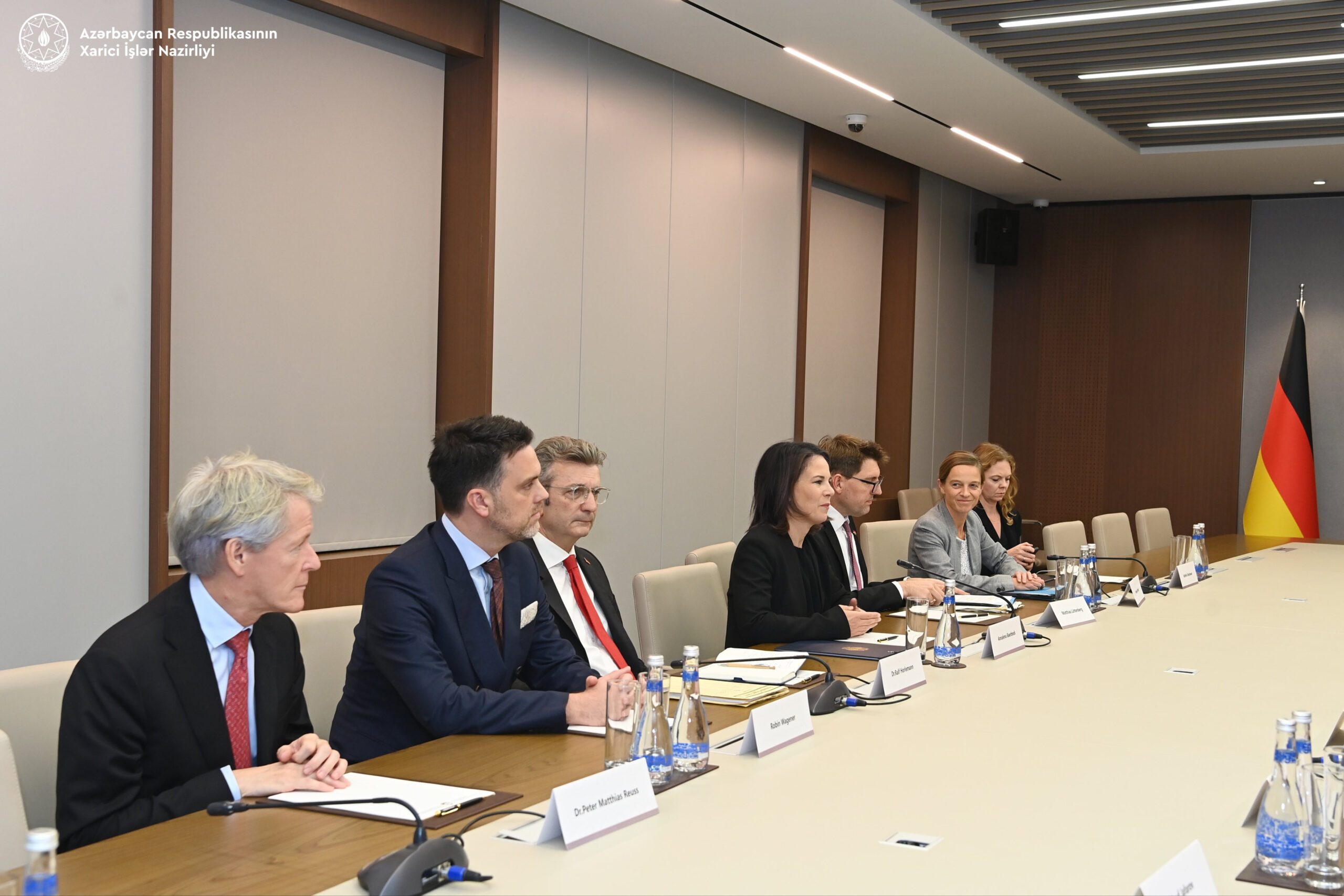 Bakıda Azərbaycan və Almaniya XİN rəhbərləri görüşdü: mətbuat konfransı keçirildi - VİDEO / YENİLƏNİB