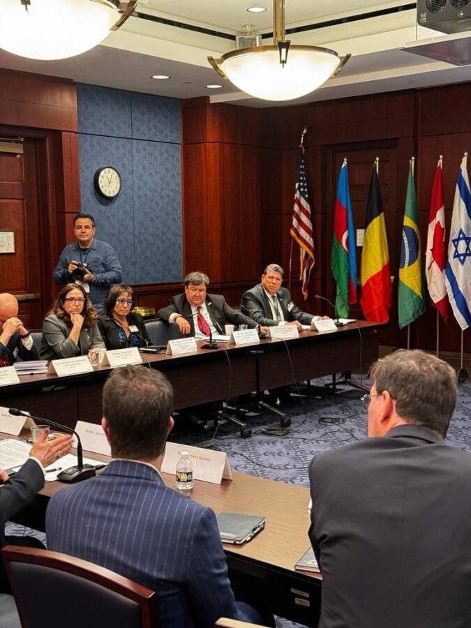 Anatoliy Rafailov ABŞ-da keçirilən dəyirmi masada çıxış etdi - FOTOLAR