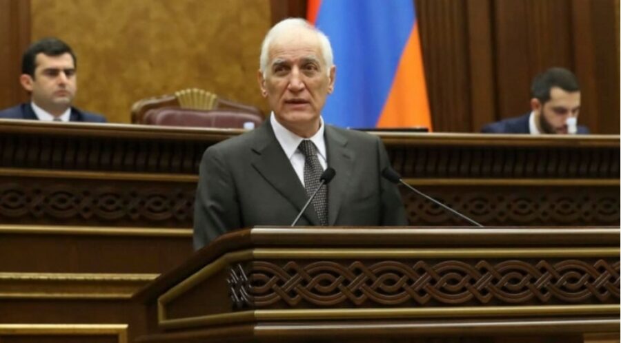 Xaçaturyan Paşinyanın Qarabağ çıxışını təkrarladı