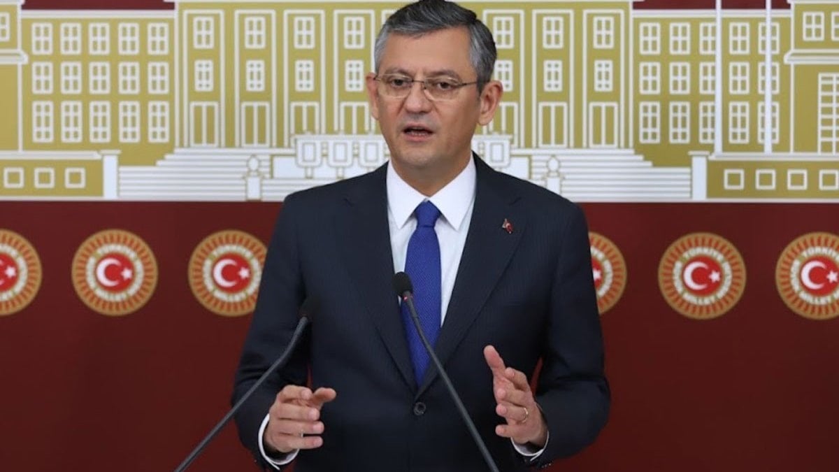 ozgur ozel