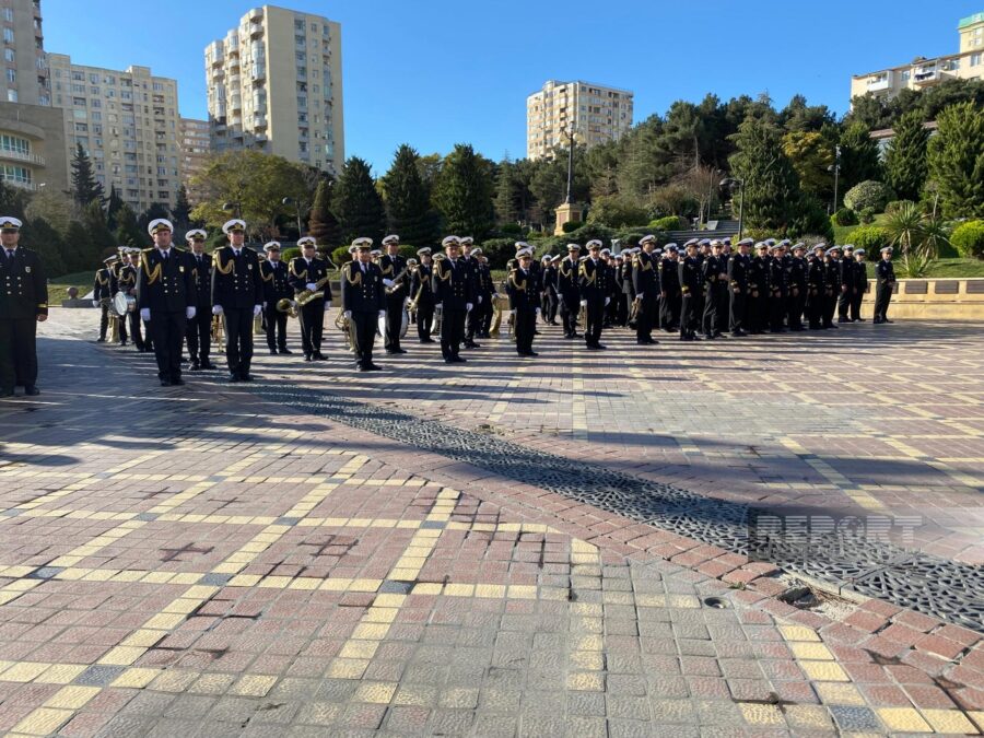 Bakıda hərbçilərin yürüşü keçirildi - VİDEO