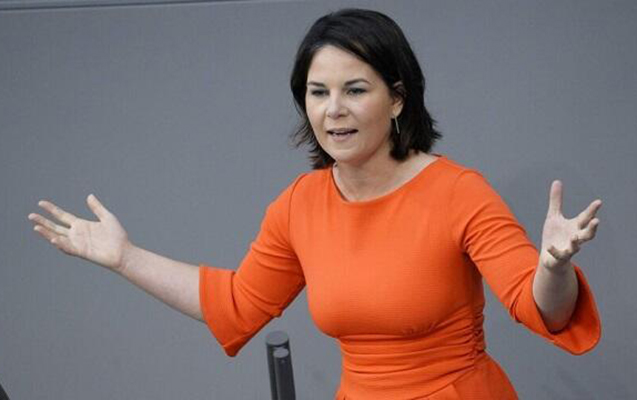 Almaniyanın xarici işlər naziri Bakıda yalan bəyanat verdi - VİDEO 1 Almaniyanın xarici işlər naziri Bakıda yalan bəyanat verdi - VİDEO