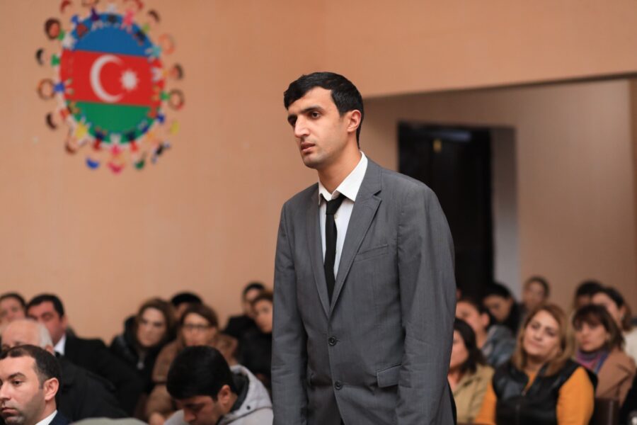 Niyazi Bayramov qəsəbə sakinlərinin müraciətlərini dinlədi - FOTOLAR