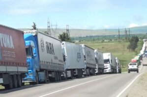 Ermənistana gedən yol bağlandı: sərhədimizdə sıxlıq var