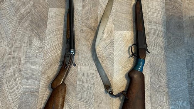 Odlu silahları polisə könüllü təhvil verdilər