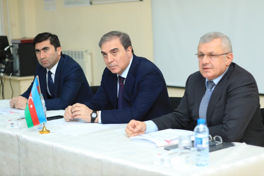 Niyazi Bayramov sakinlərlə növbəti səyyar görüş keçirdi - FOTOLAR