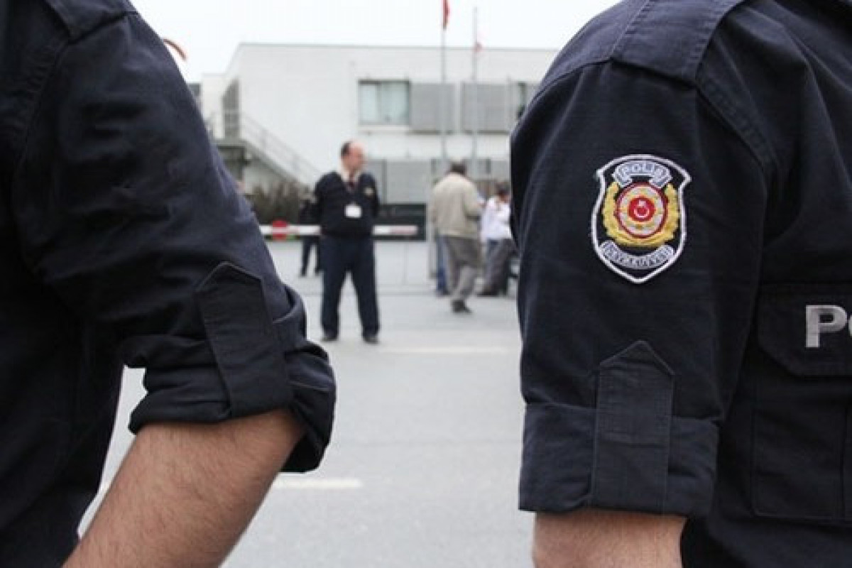 Türkiyədə FETÖ ilə əlaqəsi olan 445 polis vəzifədən uzaqlaşdırıldı