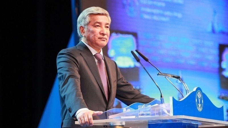 KTMT baş katibi İrəvanda: qovluğunda nələr var?