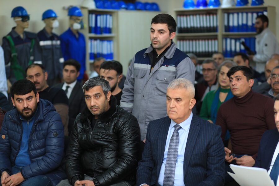 Niyazi Bayramov sakinlərlə növbəti səyyar görüş keçirdi - FOTOLAR