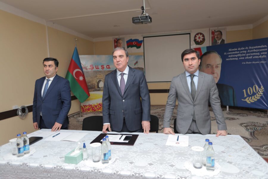 Niyazi Bayramov sakinlərin müraciətlərini dinlədi - FOTOLAR